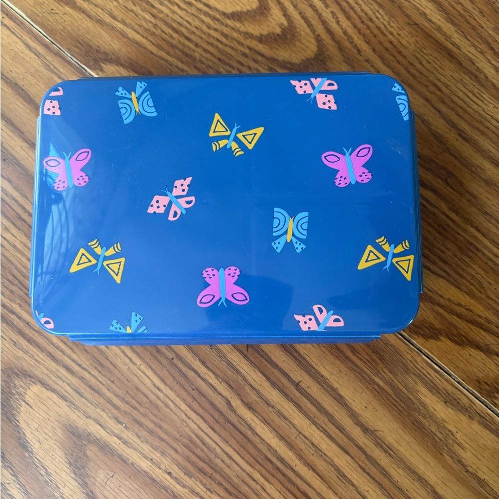 Cat & Jack bento box with a butterfly and floral pattern